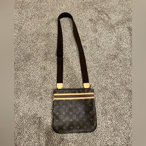 Louis Vuitton Crossbody
